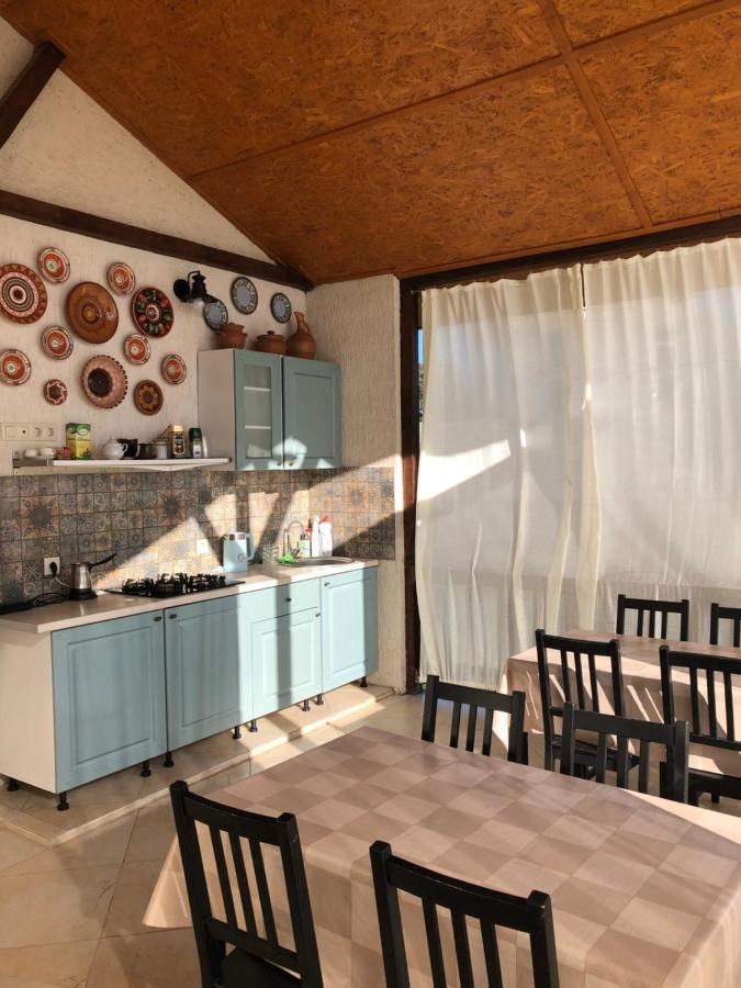 Guest House Гости Pitsunda Eksteriør billede