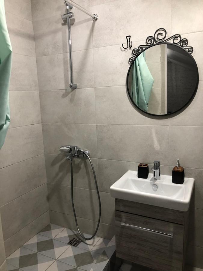 Guest House Гости Pitsunda Eksteriør billede