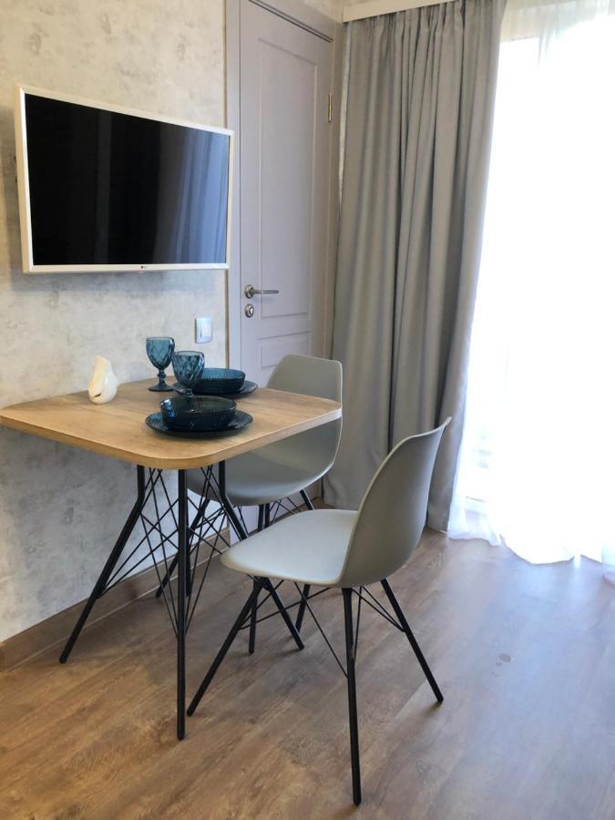 Guest House Гости Pitsunda Eksteriør billede
