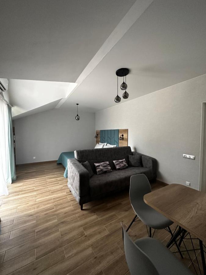 Guest House Гости Pitsunda Eksteriør billede