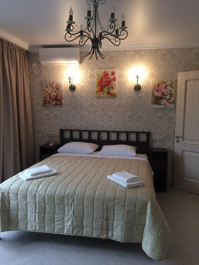 Guest House Гости Pitsunda Eksteriør billede