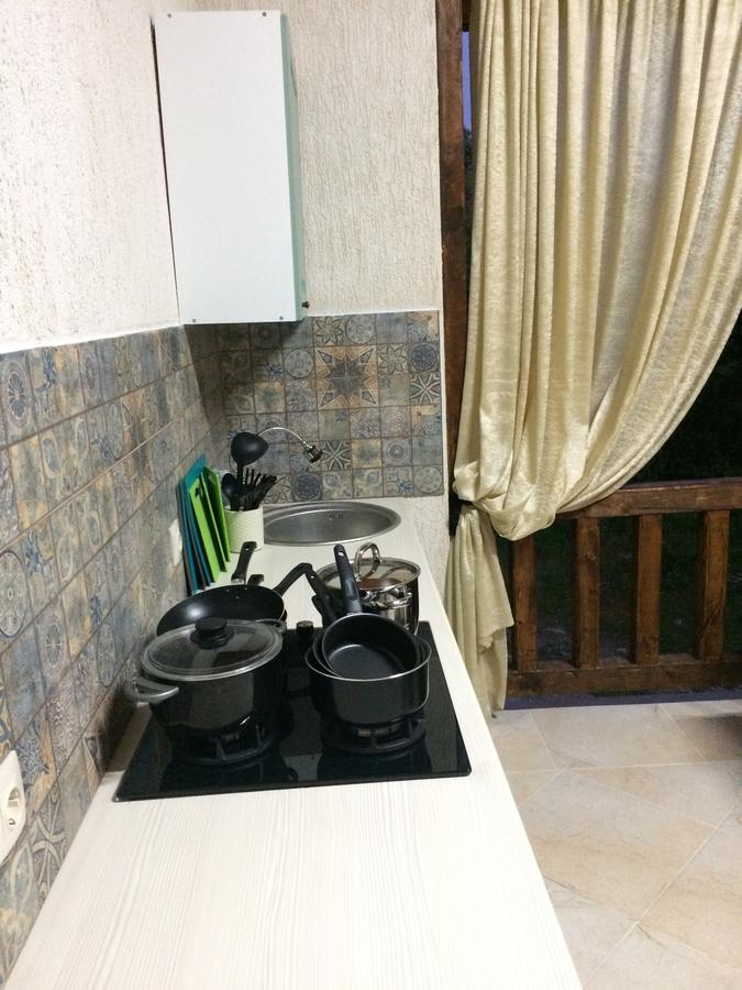 Guest House Гости Pitsunda Eksteriør billede